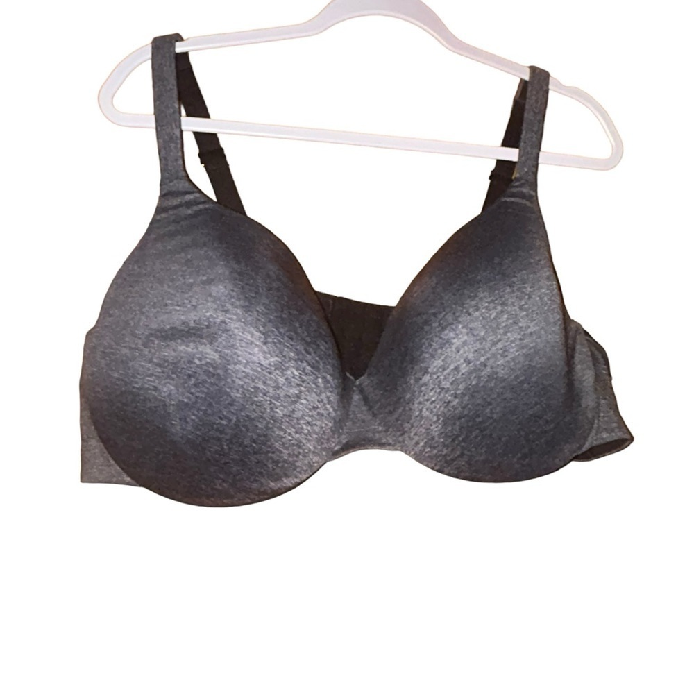 Cacique true embrace Tshirt underwire bra gray/black 46D